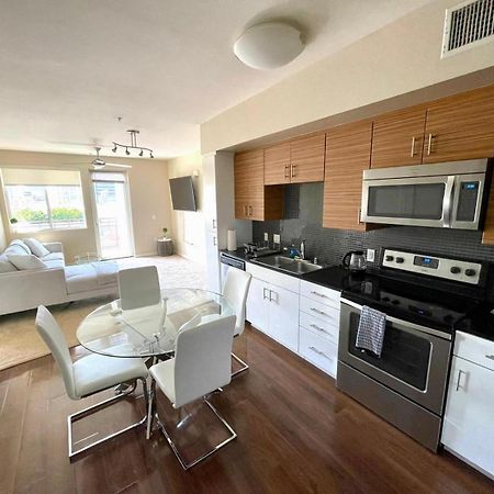 Luxury 2 Bedroom 2 Bathroom With Fitness Center And Pool Los Angeles Bagian luar foto