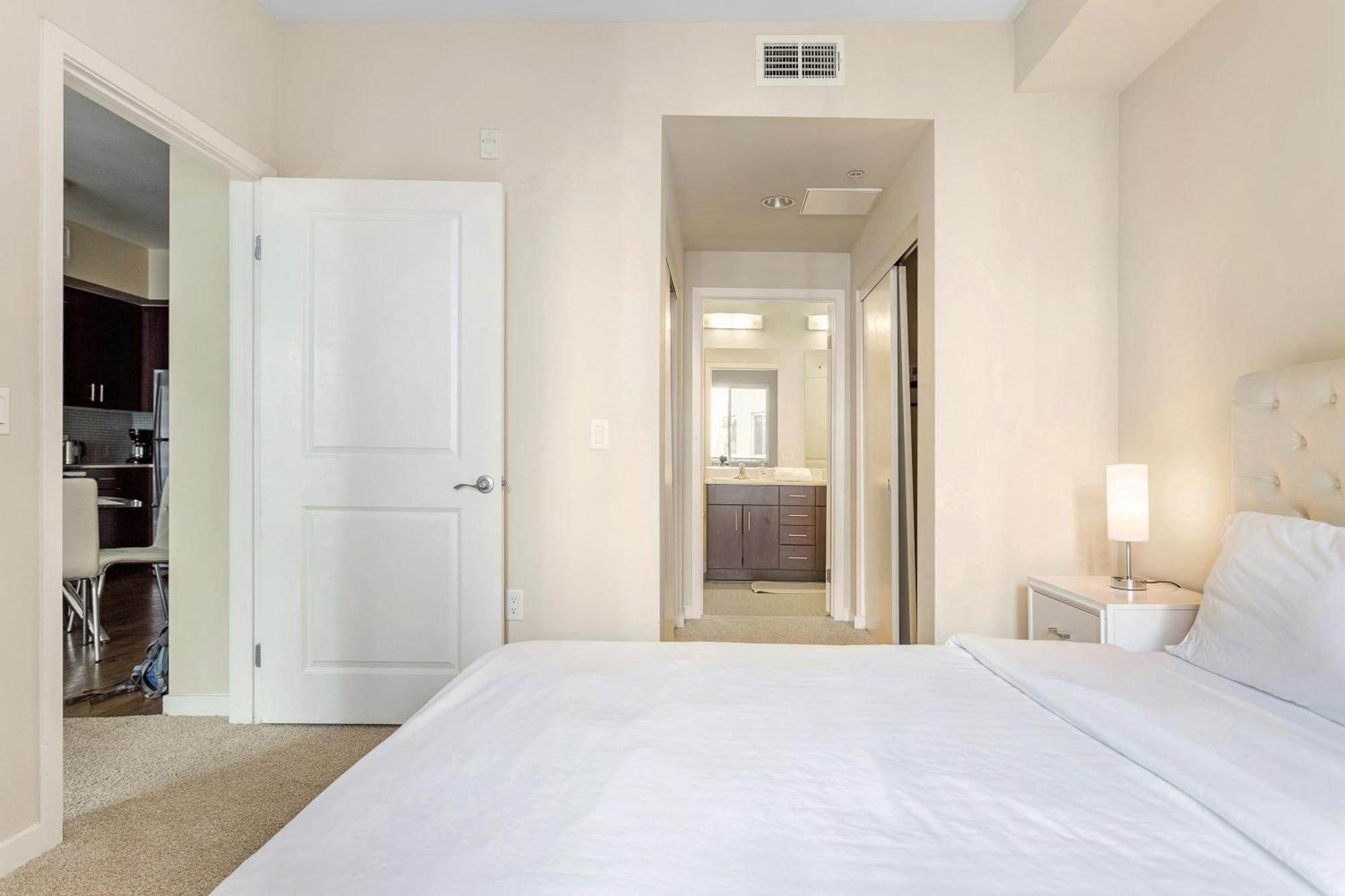 Luxury 2 Bedroom 2 Bathroom With Fitness Center And Pool Los Angeles Bagian luar foto