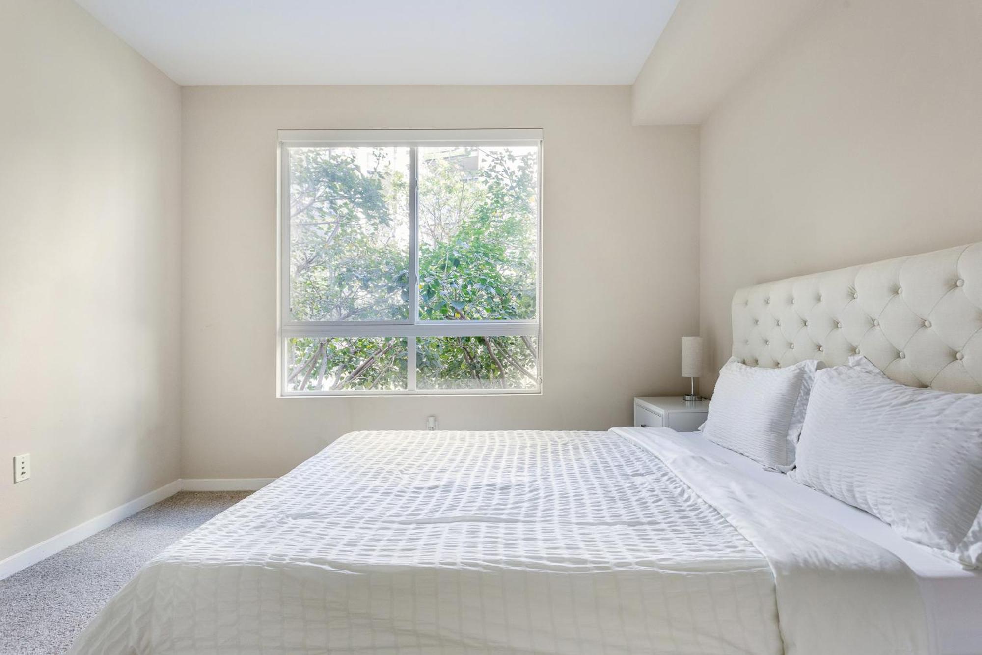 Luxury 2 Bedroom 2 Bathroom With Fitness Center And Pool Los Angeles Bagian luar foto